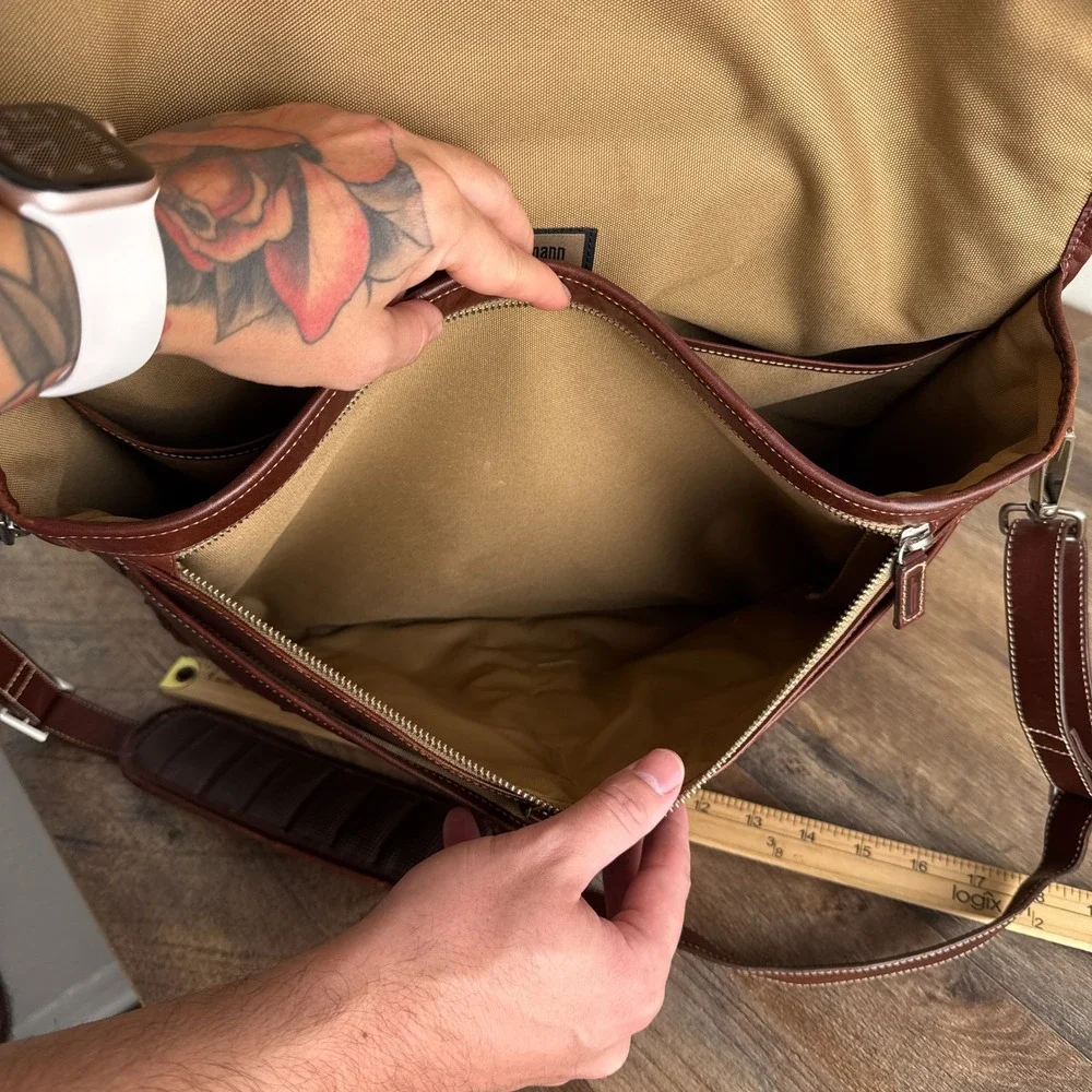 Hartmann Vintage Leather Messenger Bag Brown Briefcase Satchel Laptop Crossbody